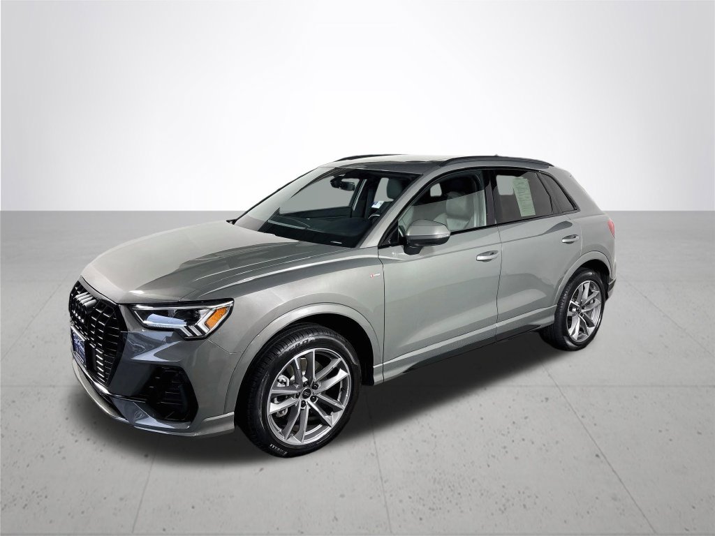 Used 2024 Audi Q3 2.0T Premium AWD/4WD image 2