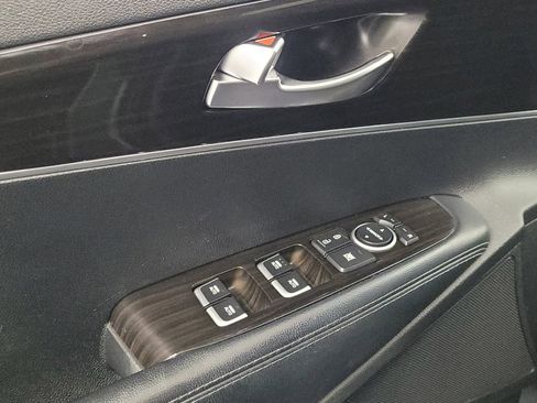 Used 2020 Kia Sorento LX w/ LX I4 Convenience Package FWD image 27