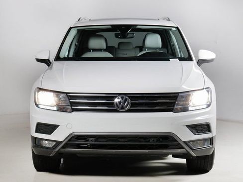 Used 2021 Volkswagen Tiguan SE AWD/4WD image 8