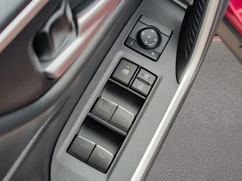 Used 2023 Toyota RAV4 XLE w/ Convenience Package FWD image 9