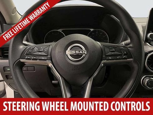 Used 2024 Nissan Sentra SV FWD image 9