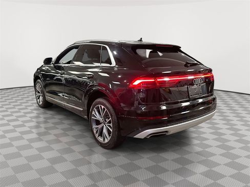 Used 2025 Audi Q8 Premium w/ Convenience Package image 3