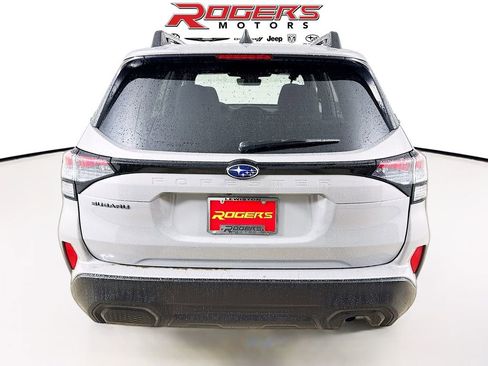 Certified 2025 Subaru Forester Premium w/ Convenience Package #1 image 6