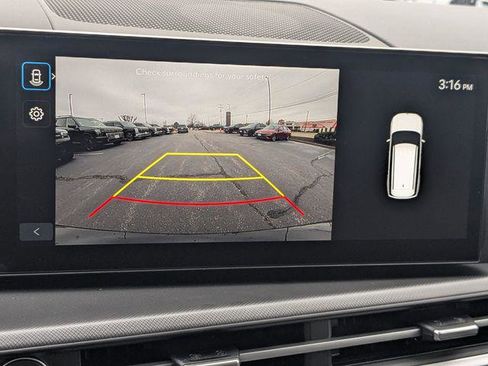 New 2026 Hyundai Santa Fe SE image 18