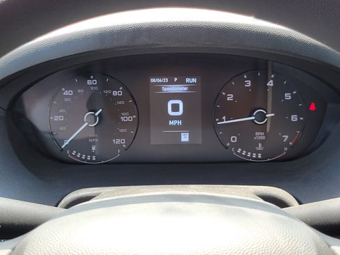 Used 2025 RAM ProMaster 2500 w/ Convenience Group FWD image 9