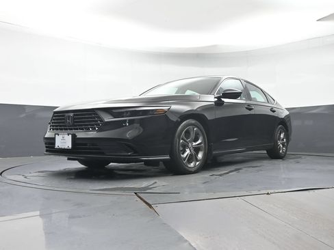 Used 2023 Honda Accord EX-L image 27