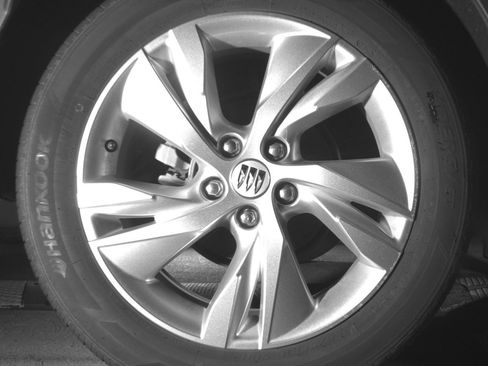 Used 2025 Buick Encore GX Preferred AWD/4WD image 15