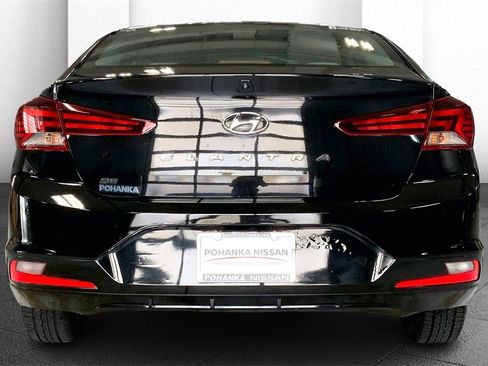Used 2019 Hyundai Elantra SE image 3