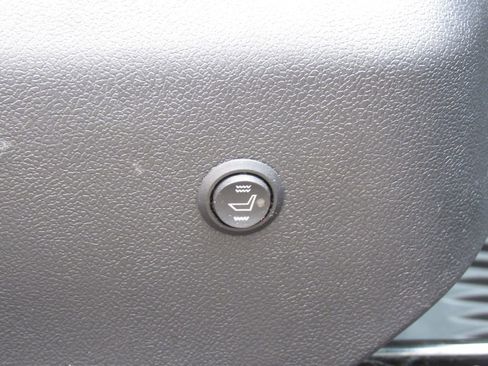 Used 2023 Toyota RAV4 LE AWD/4WD image 20