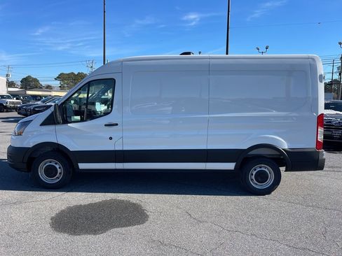 New 2026 Ford Transit 250 148 Medium Roof w/ Load Area Protection Package image 6