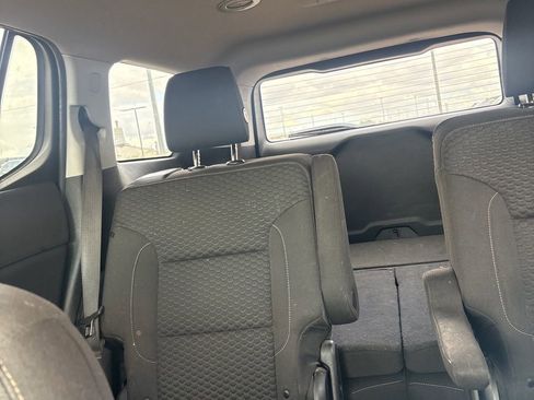 Used 2019 GMC Acadia SLE w/ Driver Alert Package I image 10