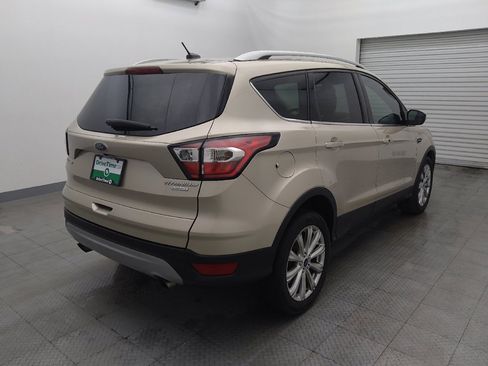 Used 2017 Ford Escape Titanium image 9
