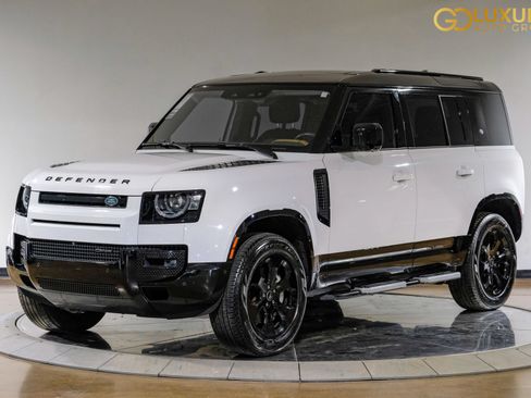 Used 2023 Land Rover Defender 110 X-Dynamic SE AWD/4WD image 8