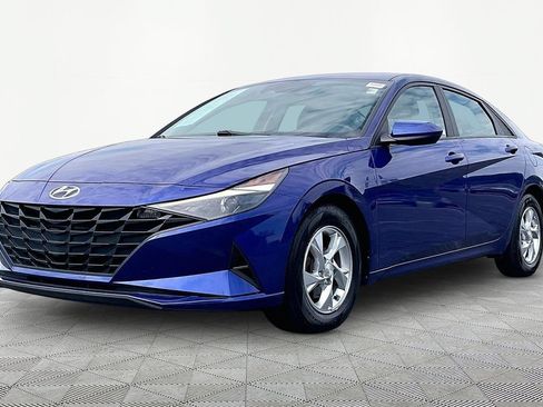 Used 2021 Hyundai Elantra SE FWD image 1