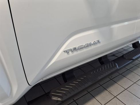 Used 2026 Toyota Tacoma SR5 RWD image 6
