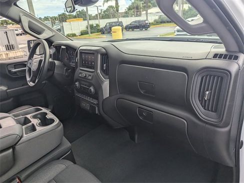 Used 2023 Chevrolet Silverado 1500 Custom image 14