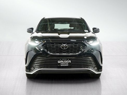 Certified 2026 Toyota Highlander XSE AWD/4WD image 8