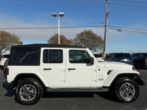 Used 2021 Jeep Wrangler Unlimited Sahara image 6