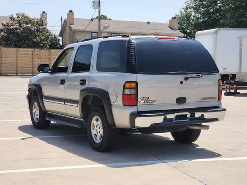 Used 2005 Chevrolet Tahoe LS RWD image 2