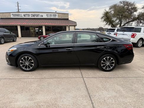 Used 2016 Toyota Avalon XLE image 4
