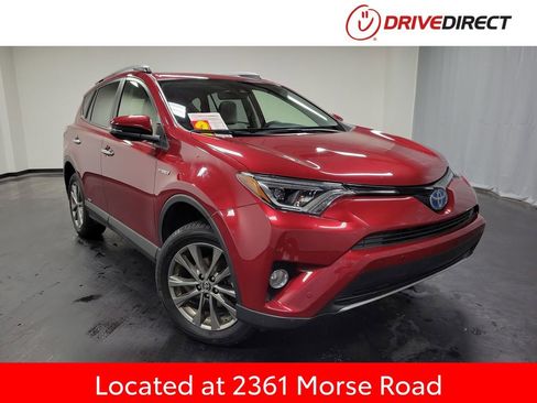 Used 2018 Toyota RAV4 Limited image 1