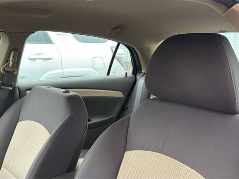 Used 2012 Chevrolet Malibu LT w/ Power Convenience Package image 12