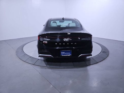 Certified 2024 Hyundai Sonata SEL w/ Convenience Package image 4