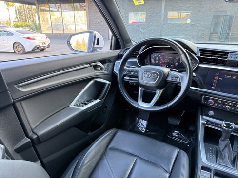 Used 2020 Audi Q3 2.0T Premium w/ Convenience Package image 17