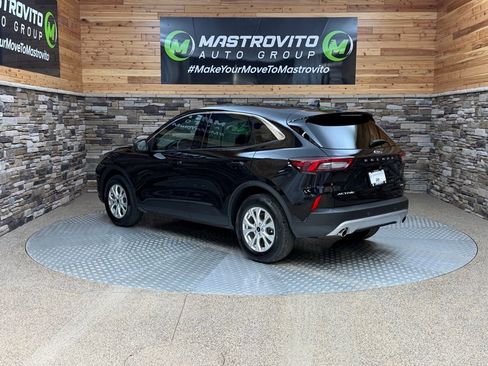 Used 2024 Ford Escape Active w/ Tech Pack #1 AWD/4WD image 7