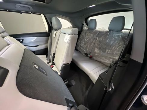Used 2026 Acura MDX SH-AWD w/ Technology Package image 17