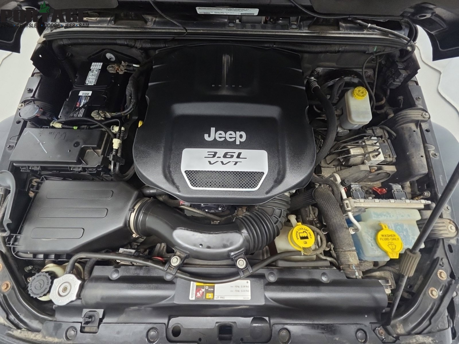 Used 2012 Jeep Wrangler Unlimited Sahara w/ Connectivity Group AWD/4WD image 46