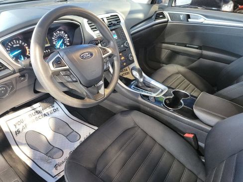 Used 2014 Ford Fusion SE image 17