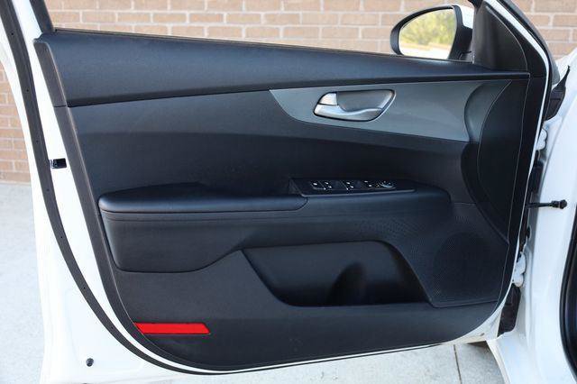 Used 2021 Kia Forte LXS FWD image 15