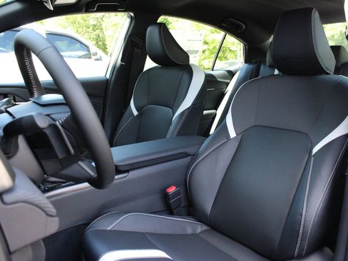 New 2026 Toyota Camry SE AWD/4WD image 16