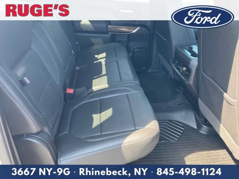 Used 2021 Chevrolet Silverado 1500 LT Trail Boss w/ Convenience Package II AWD/4WD image 13