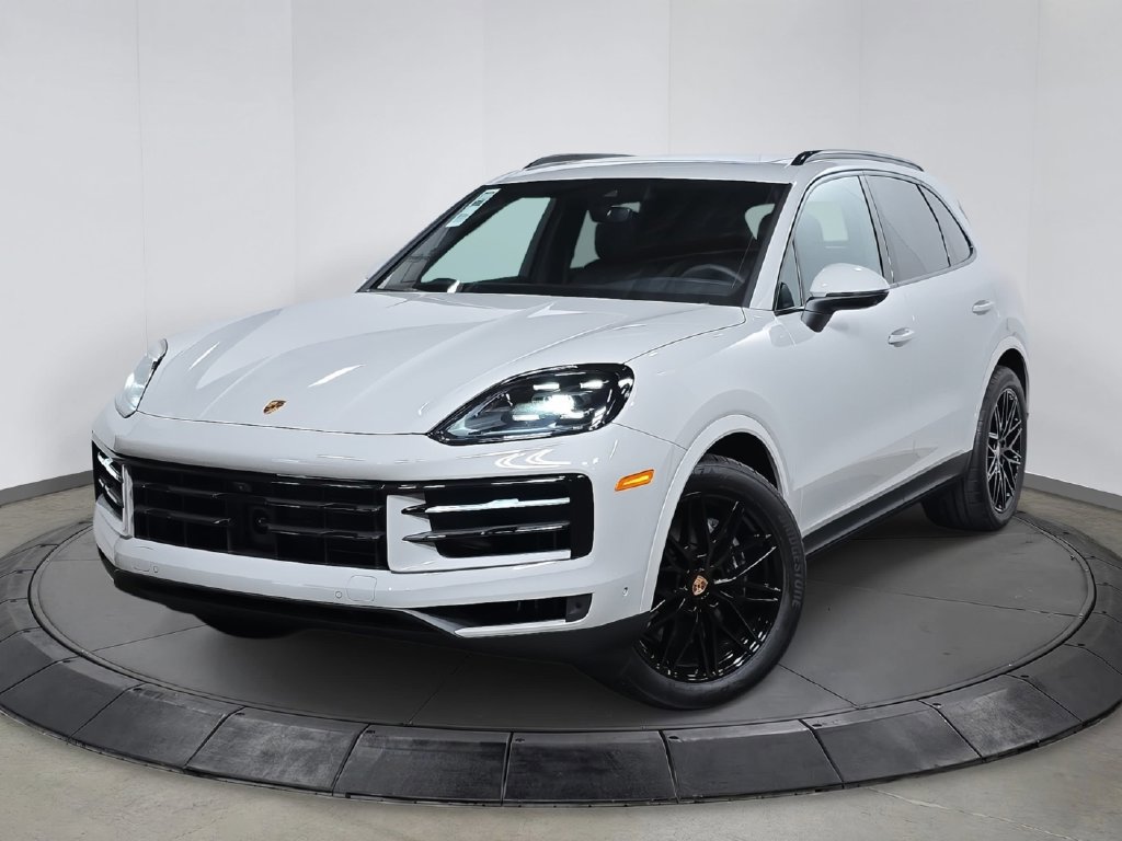 Certified 2026 Porsche Cayenne AWD/4WD image 1