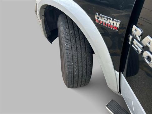 Used 2018 RAM 1500 Laramie w/ Convenience Group image 18