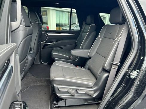 Used 2025 Cadillac Escalade Sport w/ Touring Package AWD/4WD image 25