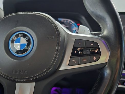 Used 2023 BMW X5 xDrive45e w/ M Sport Package image 17