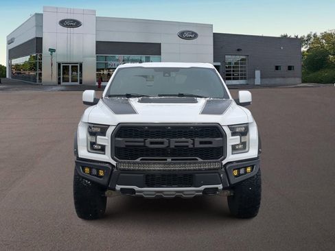 Used 2018 Ford F150 Raptor w/ Equipment Group 802A Luxury image 3