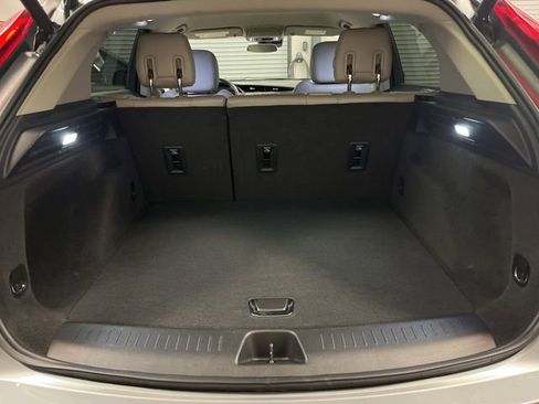 Certified 2023 Cadillac XT4 Luxury image 40