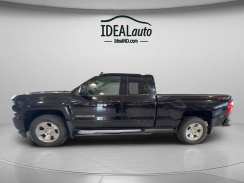 Used 2018 Chevrolet Silverado 1500 LT w/ All Star Edition AWD/4WD image 12
