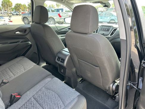 Used 2024 Chevrolet Equinox LT AWD/4WD image 45