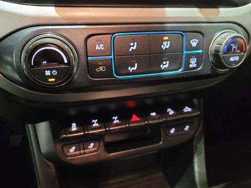 Used 2018 Chevrolet Colorado ZR2 w/ ZR2 Midnight Special Edition image 33