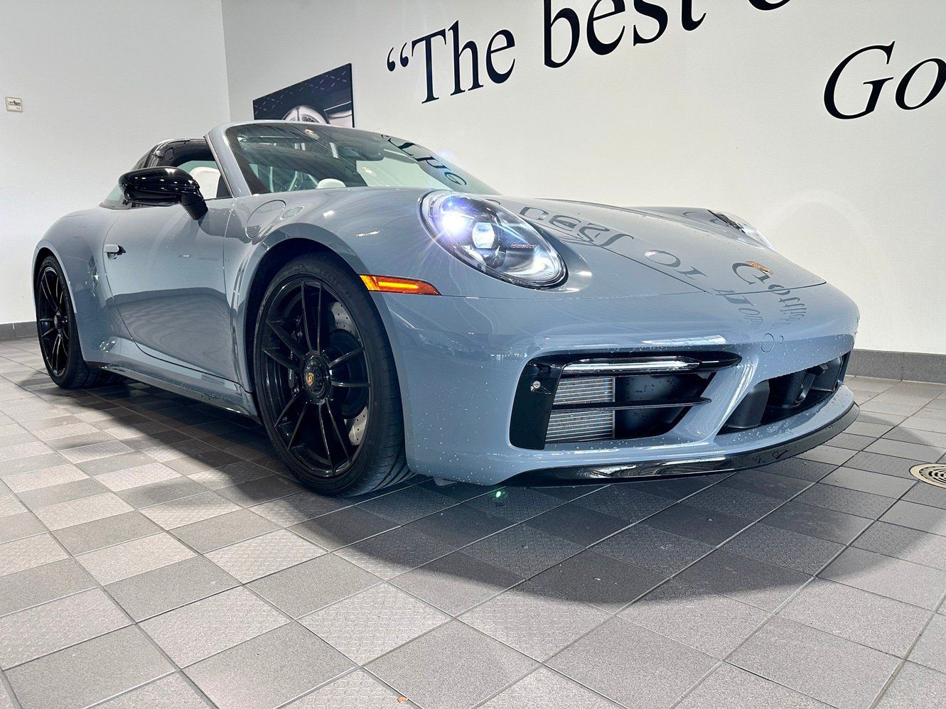 Used 2024 Porsche 911 Targa 4 GTS AWD/4WD image 1