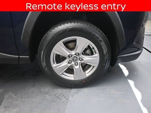 Used 2022 Toyota RAV4 XLE image 23