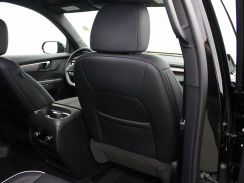 Used 2025 Buick Enclave Sport Touring image 26