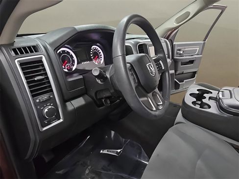 Used 2024 RAM 1500 Classic SLT image 12