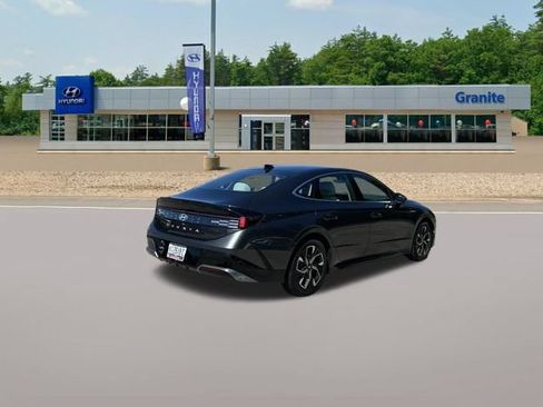 Used 2024 Hyundai Sonata SEL FWD image 7