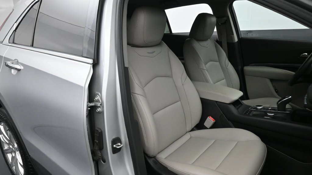Used 2022 Cadillac XT4 Luxury FWD image 17